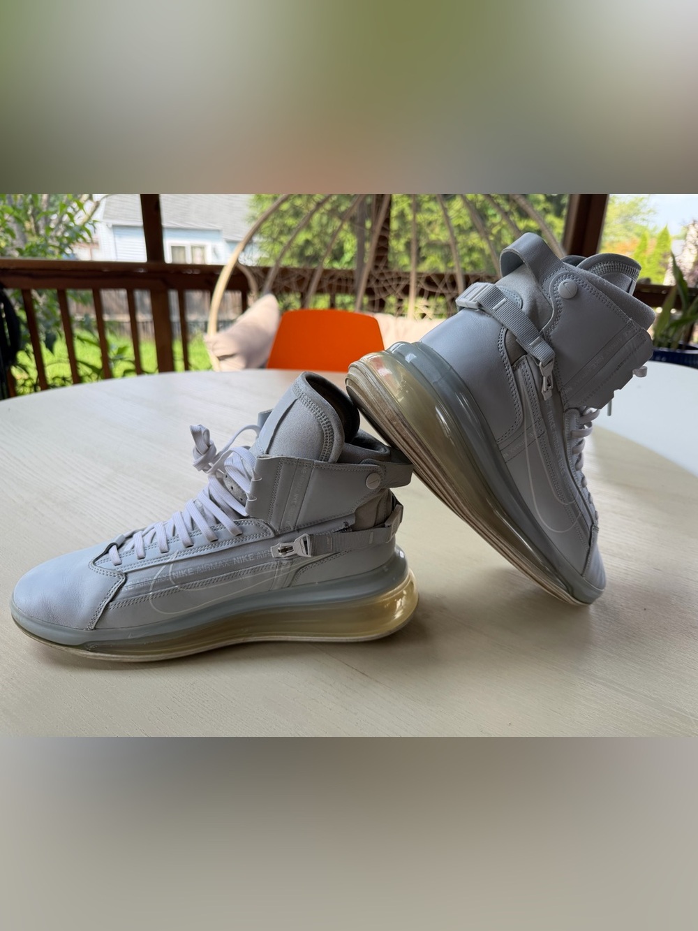 Size 10 - Nike Air Max 720 Saturn Pure Platinum - Picture 2 of 11